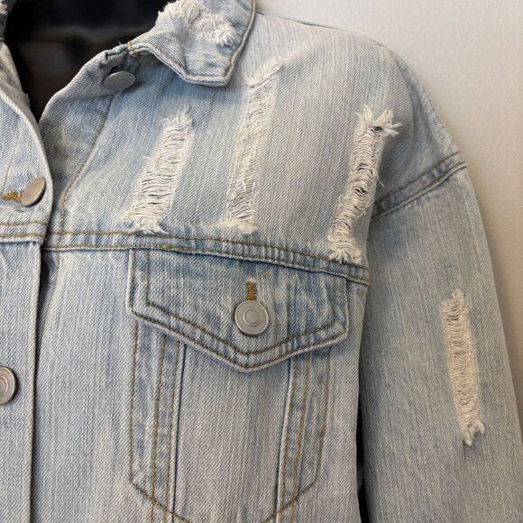Love Tree Distressed Oversized Light Wash Denim Jacket With Button Front Closure - Picture 4 of 15